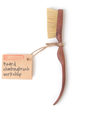 beard Climbing Brush rA[hNC~OuV@urKށiCj