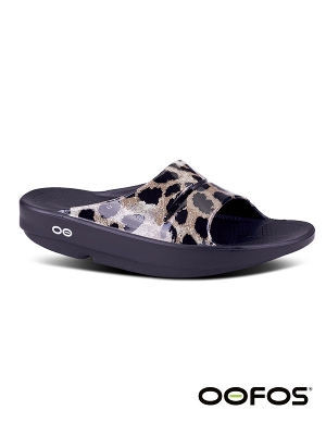 OOFOS(E[tHX)uOOahh LimitedvE[A[~ebhi`[^[jyWOMEN'Sz
