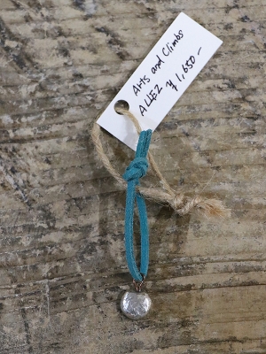 Arts and Climbs（アーツアンドクライムズ）「KEY HOLDER"ALLEZ"」キーホルダー"アレ"