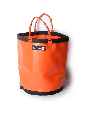 ���g���E�X�uBig Wall Bucket�v�r�b�O�E�H�[���o�P�b�g�iS�j